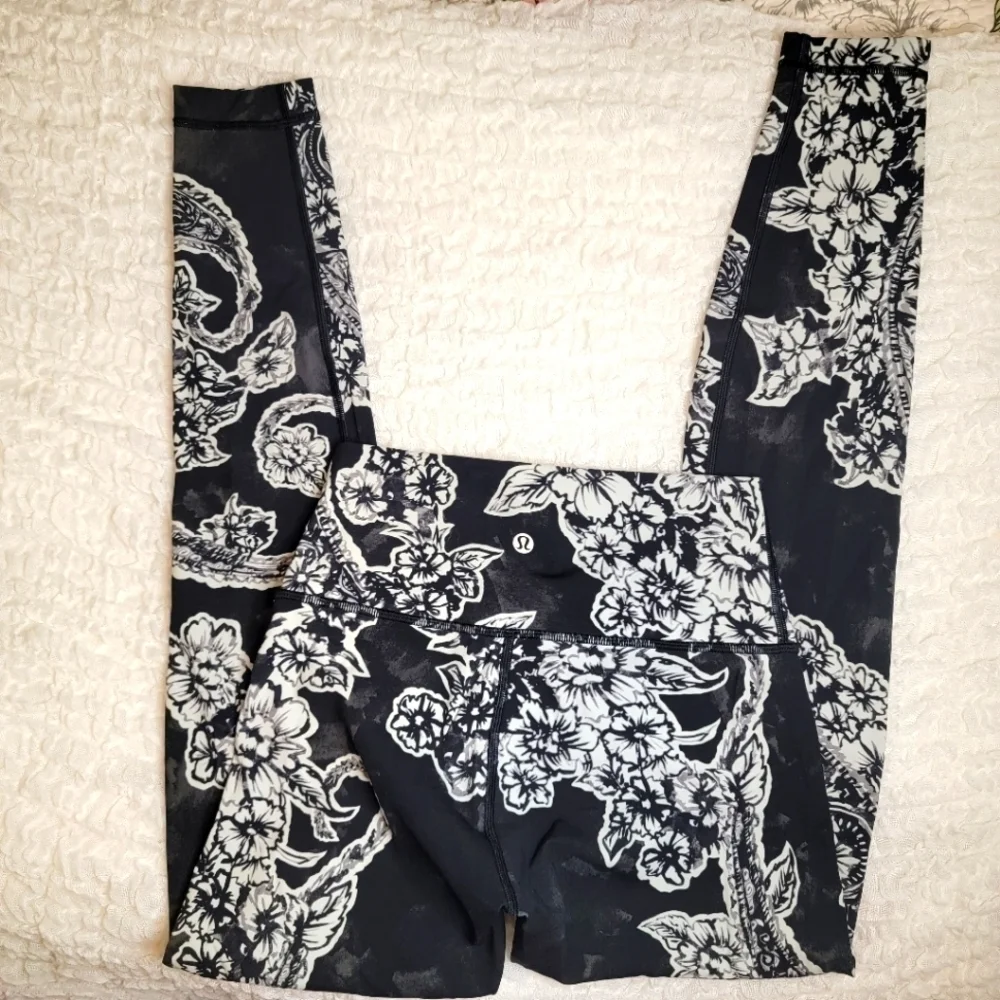 Lululemon Sz 4 Wunder Under High-Rise Tight Luxtreme 28